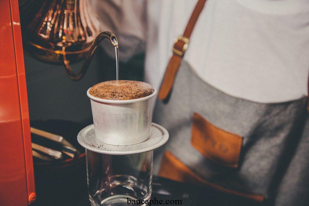 Cafe pha phin 2024: Hành trình khám phá hương vị đậm đà trong tách cà phê truyền thống